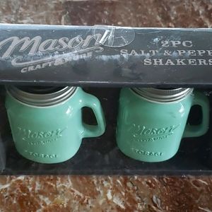 Mason jar Tiffany blue salt and pepper  shakers